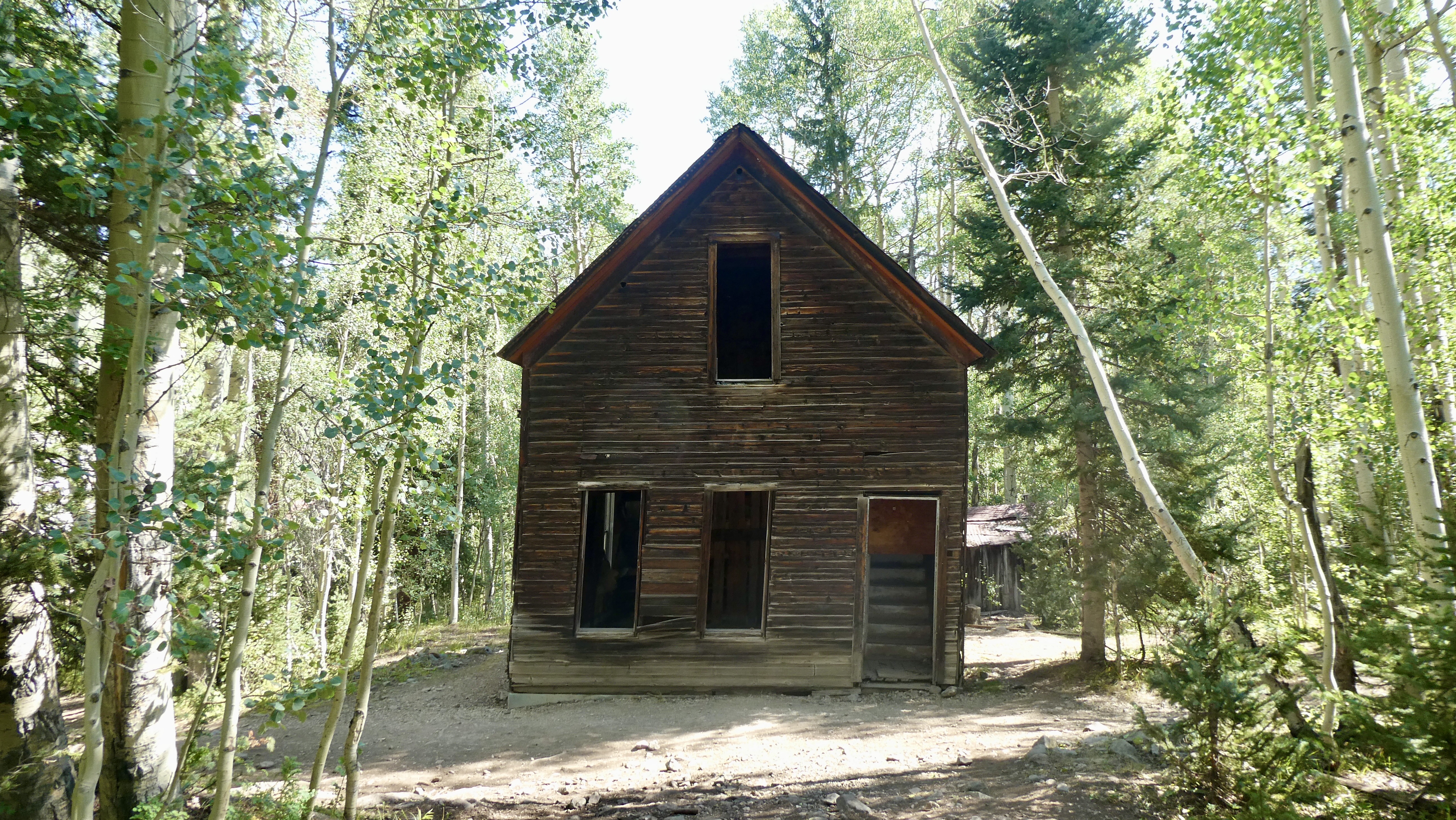 09A2FCE5-79D5-42CA-A113-35D7681EA003_1_201_a