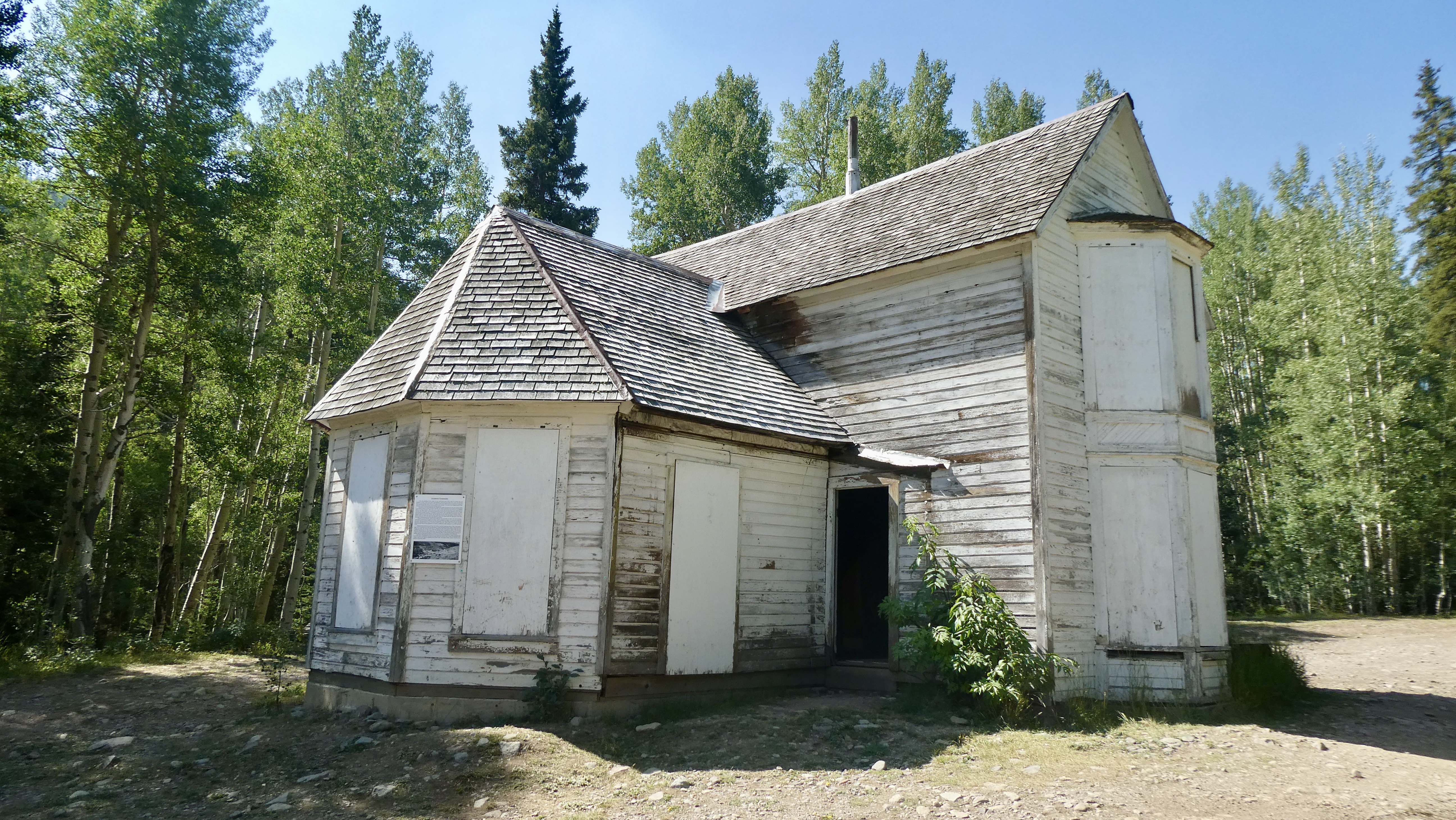 0EA860F9-A734-490E-8097-BC6ADB583944_1_201_a