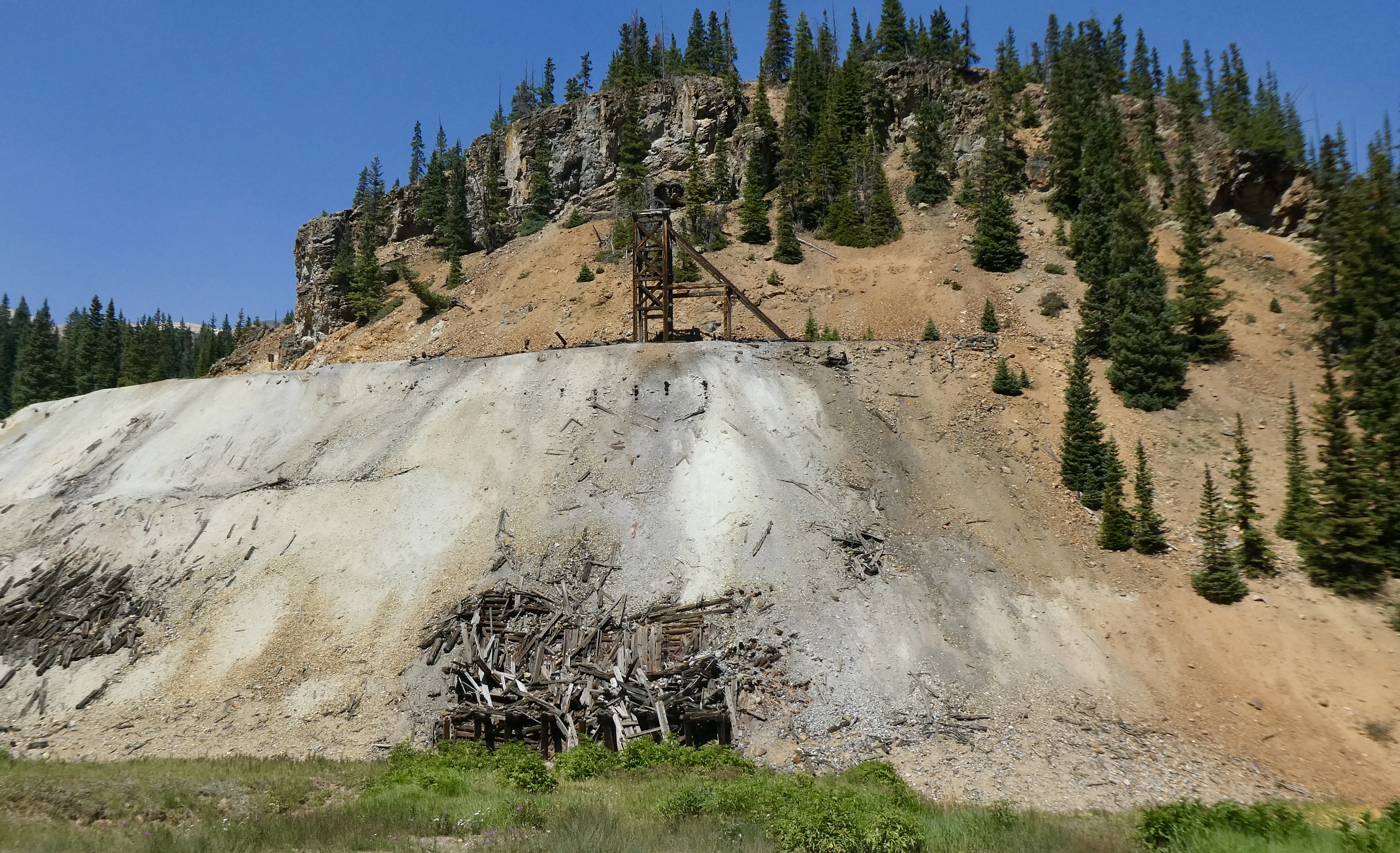 63866B93-2F14-4BA0-80E0-341BE31E8FB2_1_201_a