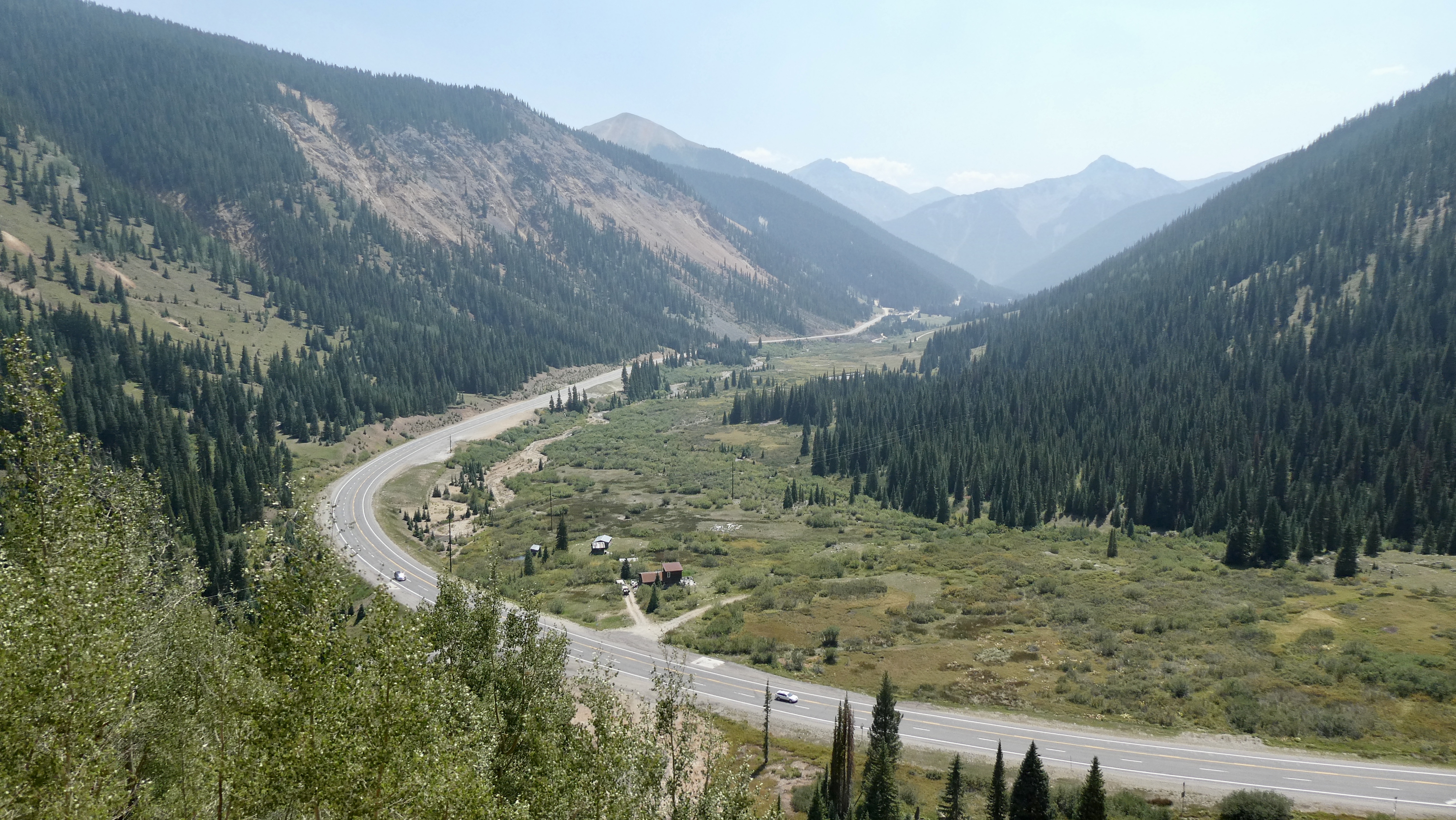 708F6853-88DB-4107-9320-6D552B2F8F62_1_201_a