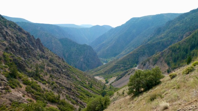 F9F4C5F3-C7C1-473D-B787-C310653DADE8_1_201_a